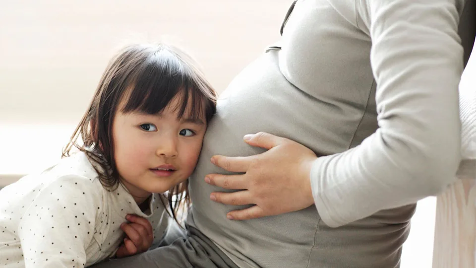 El segundo embarazo deja una huella única en el cerebro materno, revela estudio