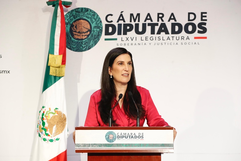 Kenia López Rabadán exige aceptar la cooperación internacional en desapariciones