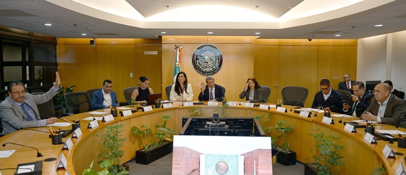 Críticas a la transparencia tras la operación de Monreal en el INE